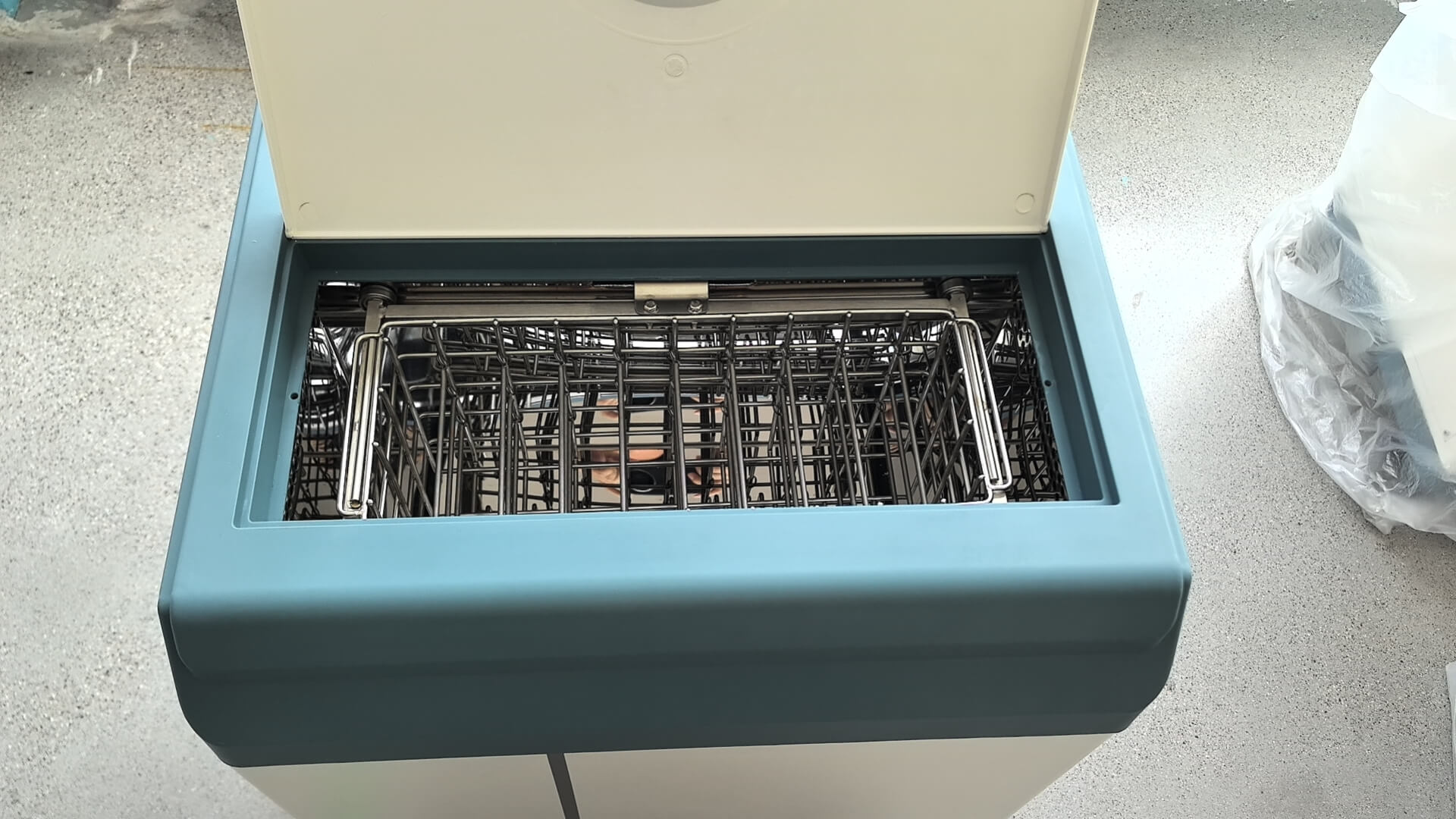 Thawing Box, PTM-1SK